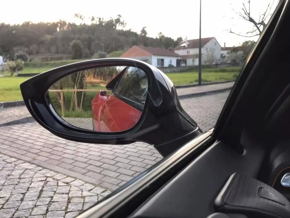 BMW i8 Coupé E-Drive 16