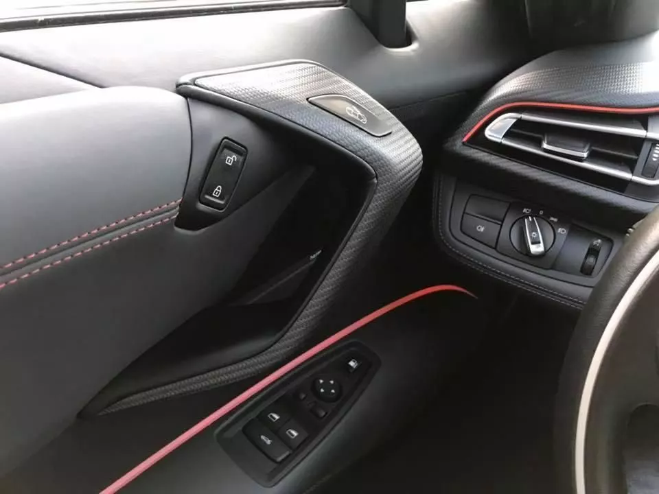 BMW i8 Coupé E-Drive 32