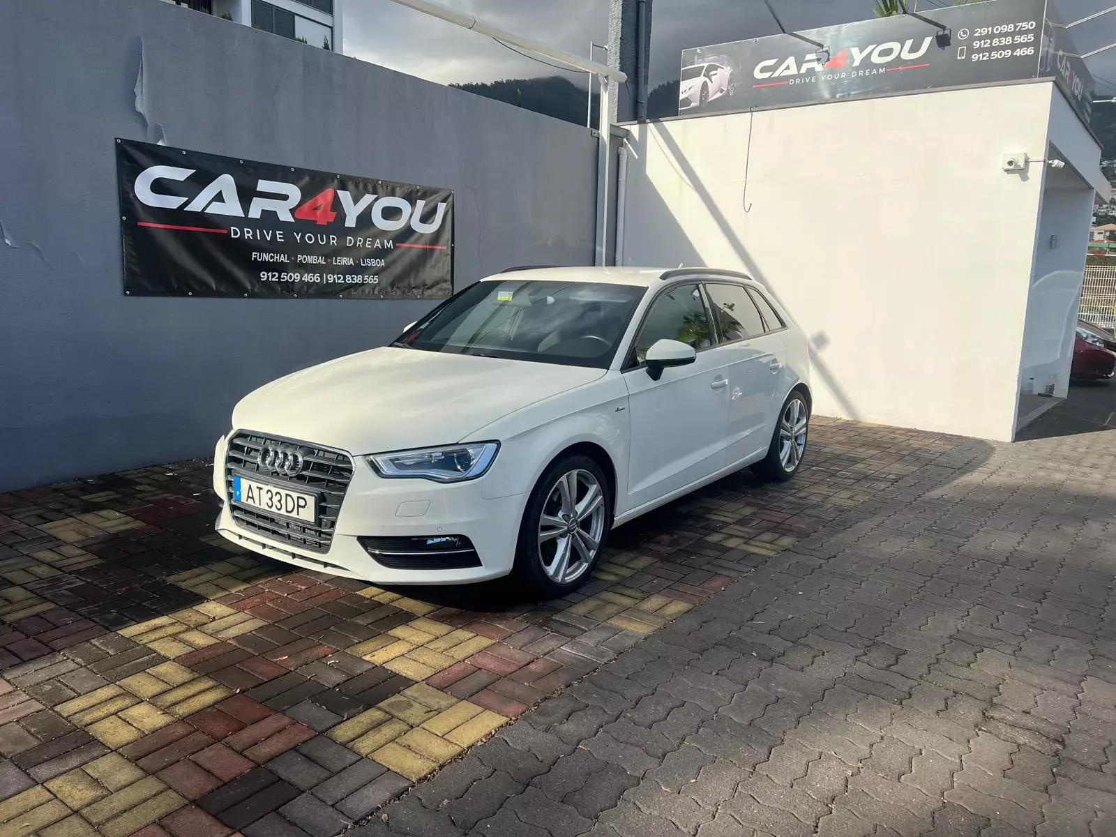 Audi A3 Sportback 1.6 TDi S-line 2