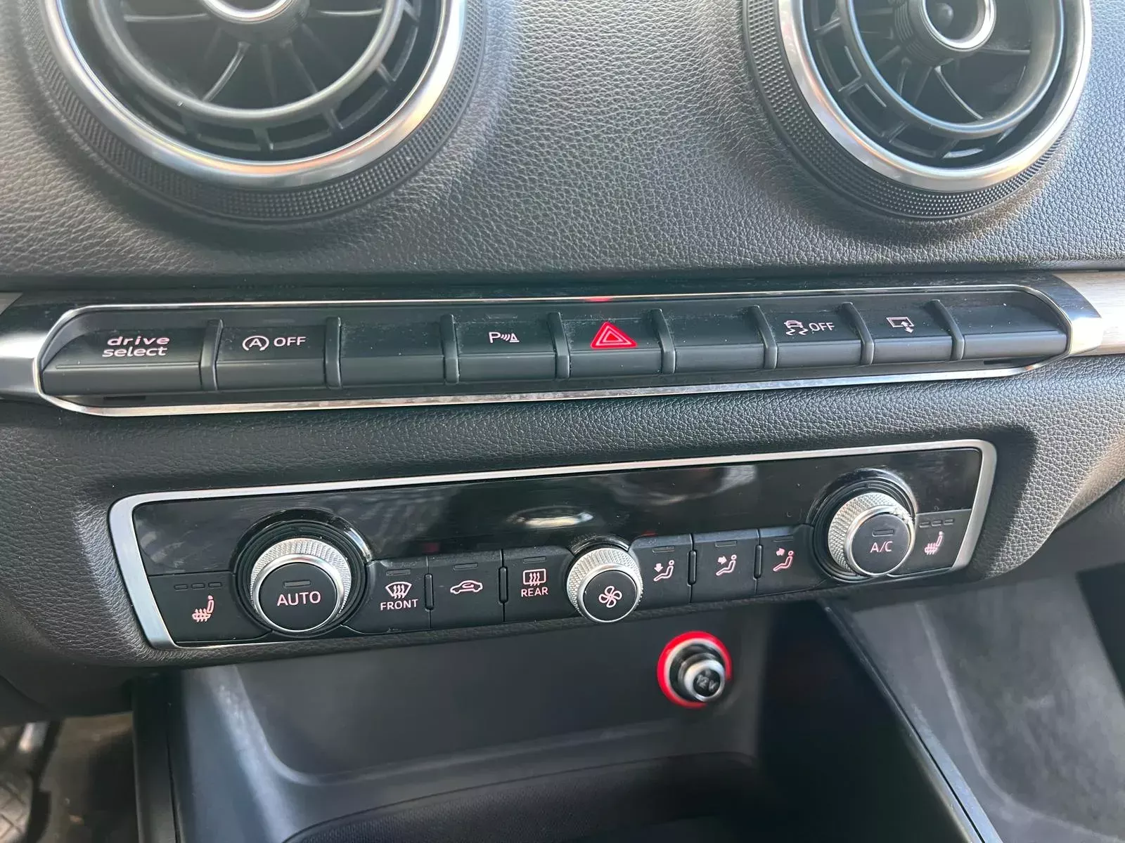 Audi A3 Sportback 1.6 TDi S-line 21