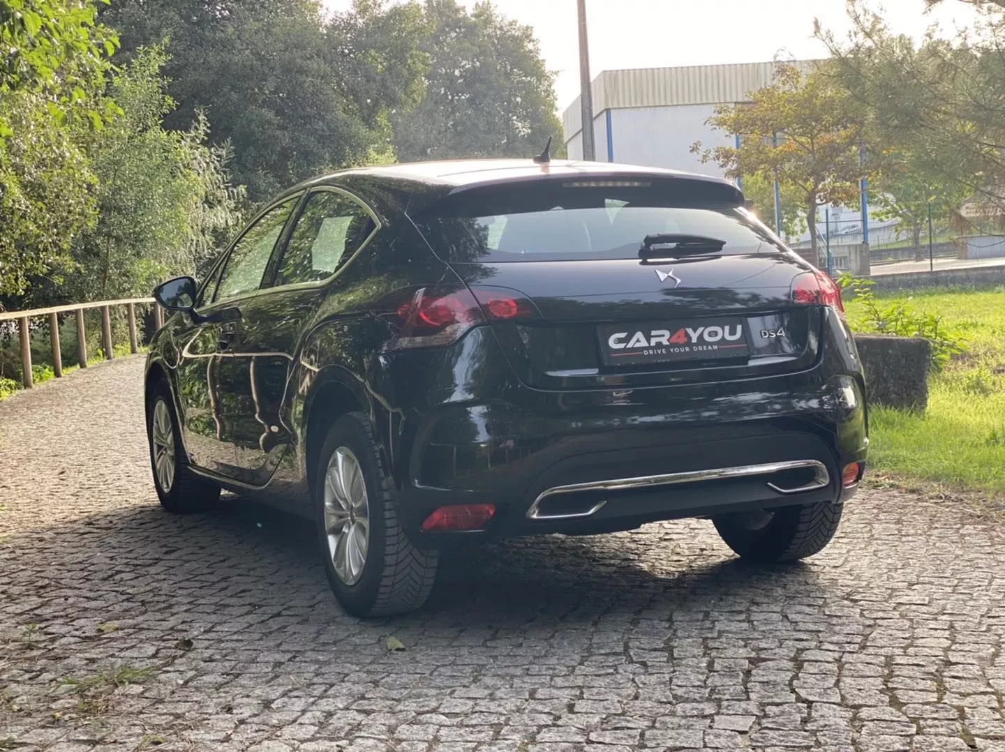 DS DS4 1.6 BlueHDi So Chic EAT6 14
