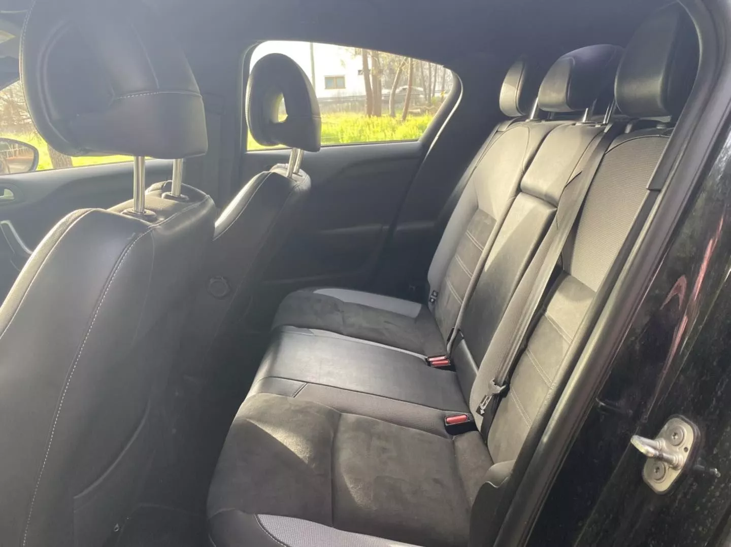 DS DS4 1.6 BlueHDi So Chic EAT6 27