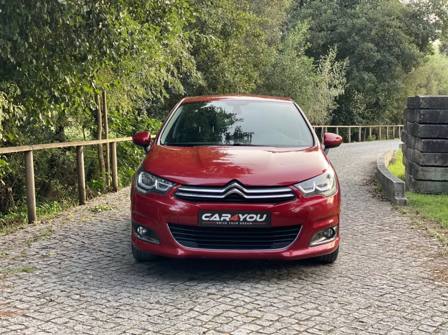 Citroën C4 1.6 BlueHDi Feel EAT6 5