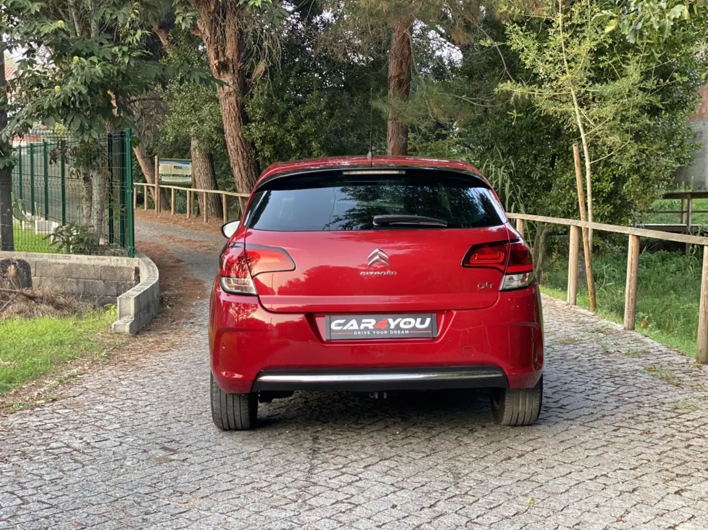 Citroën C4 1.6 BlueHDi Feel EAT6 6