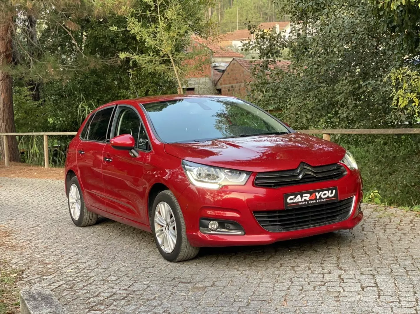 Citroën C4 1.6 BlueHDi Feel EAT6 12