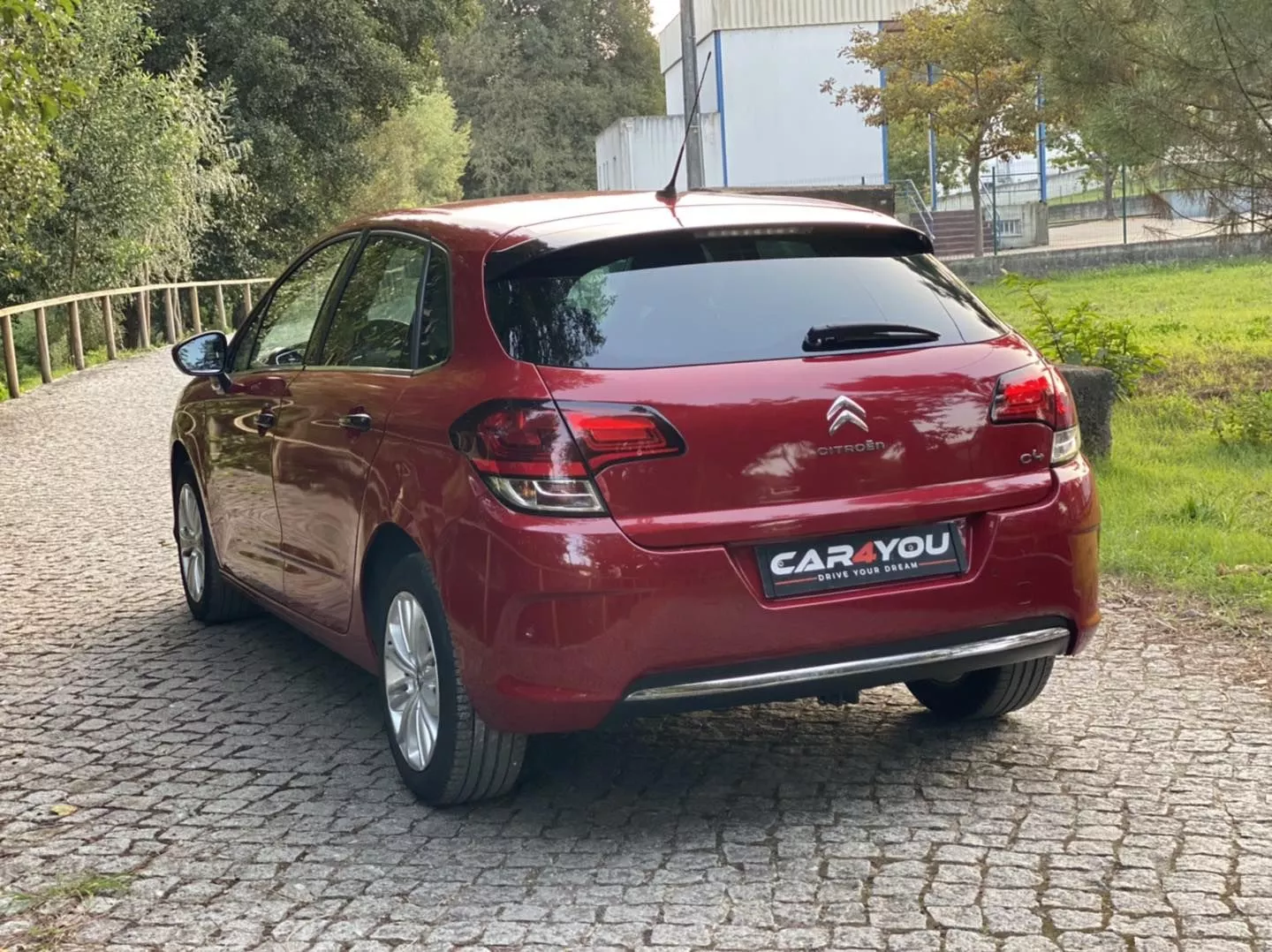 Citroën C4 1.6 BlueHDi Feel EAT6 17