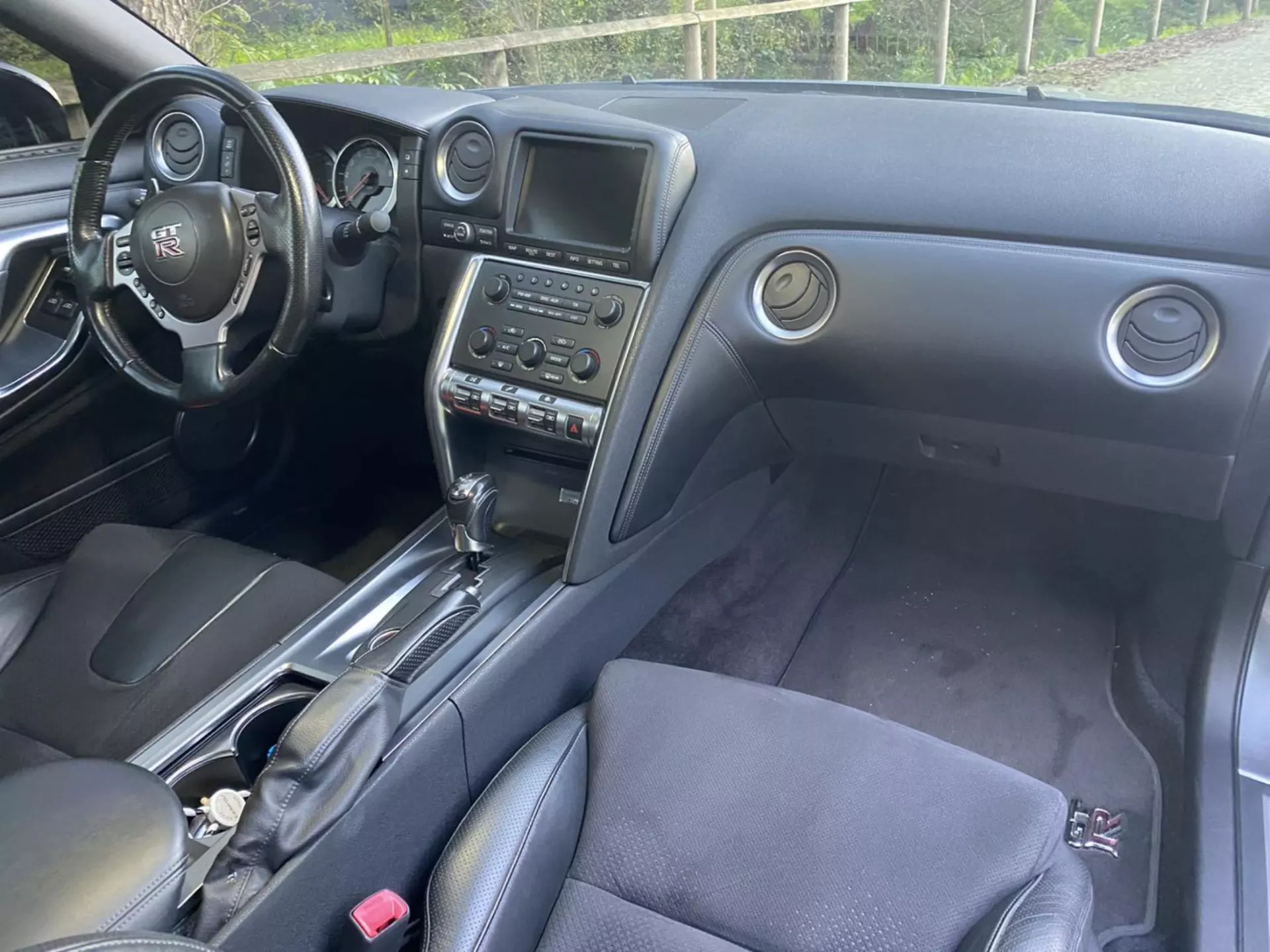 Nissan GT-R 3.8 V6 Premium Edition 24