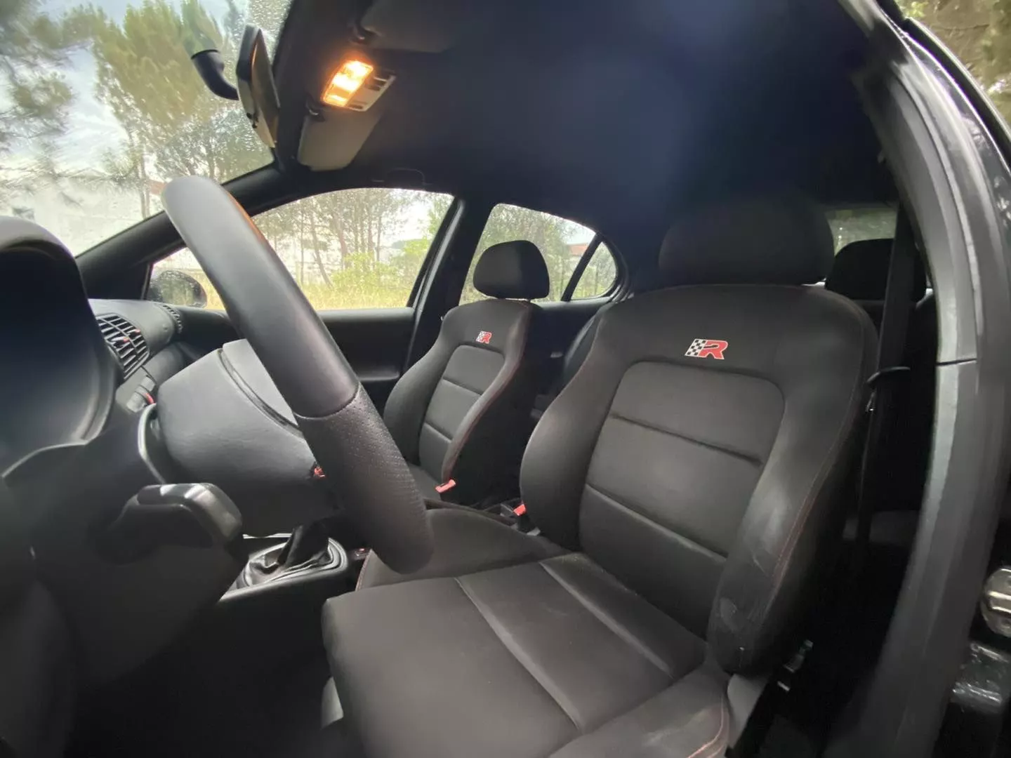 SEAT Leon 1.8 T Cupra R 21