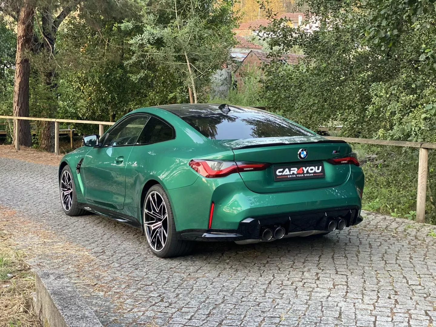 BMW M4 Competition 21