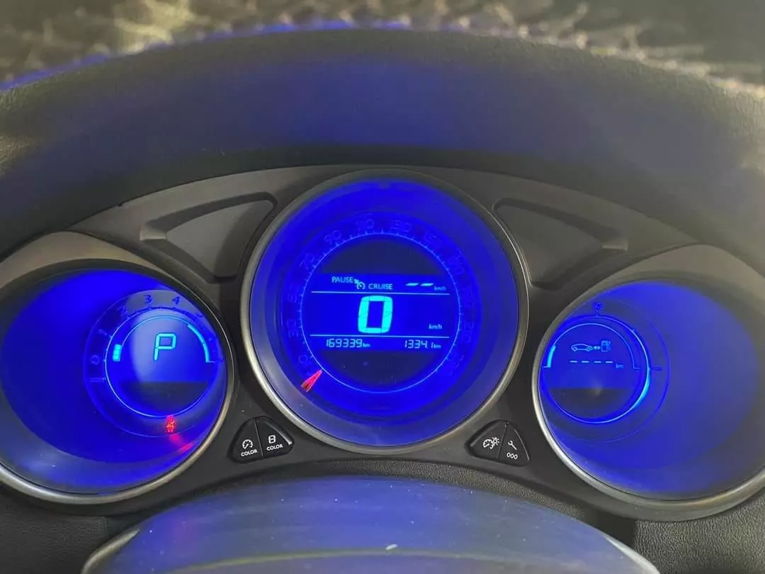 Citroën C4 1.6 BlueHDi Feel EAT6 20