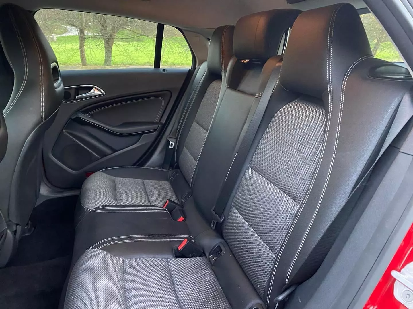 Mercedes-Benz CLA 200 d Shooting Brake Urban 19