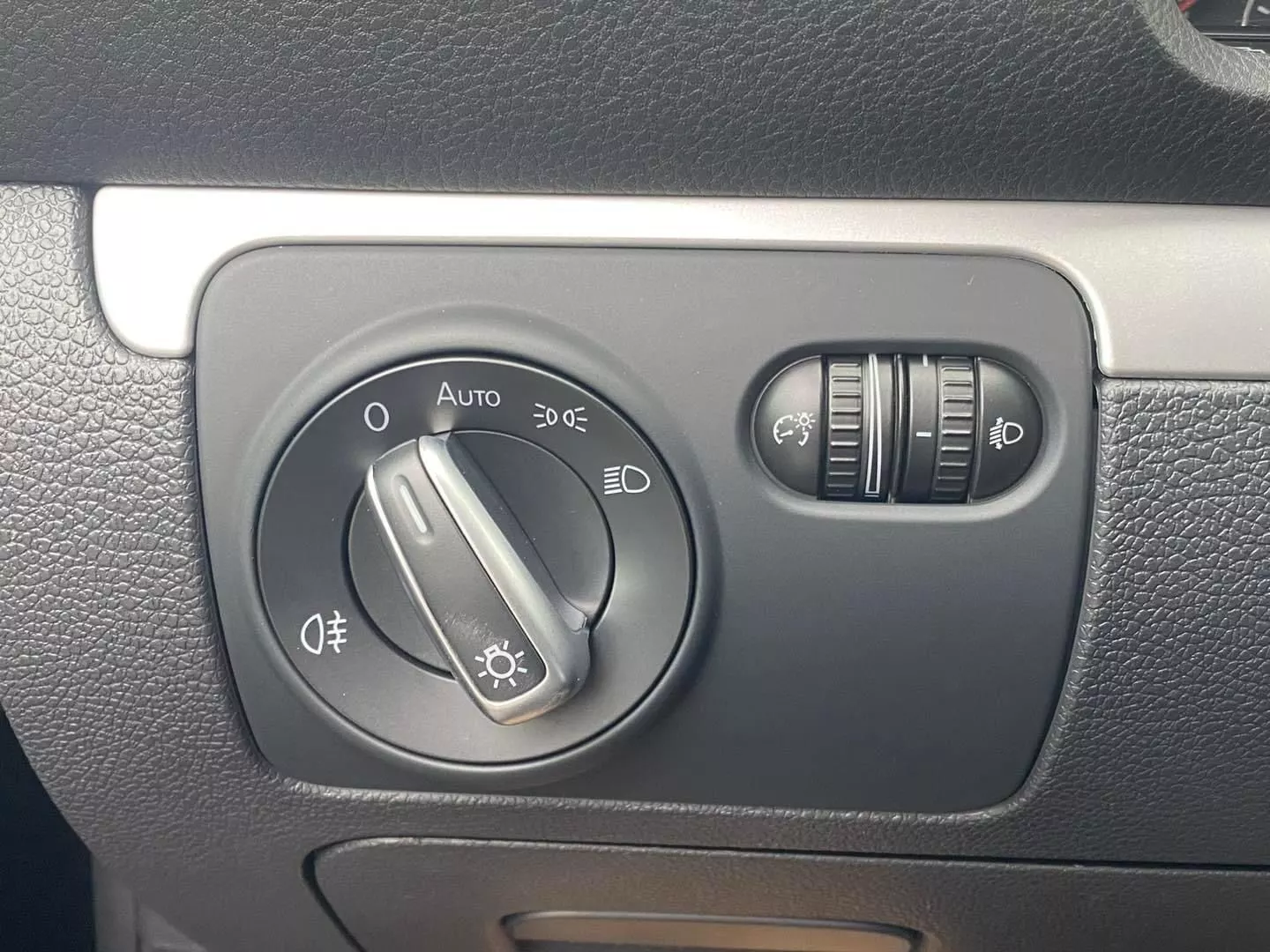 Volkswagen Scirocco 2.0 TDI Sport 26