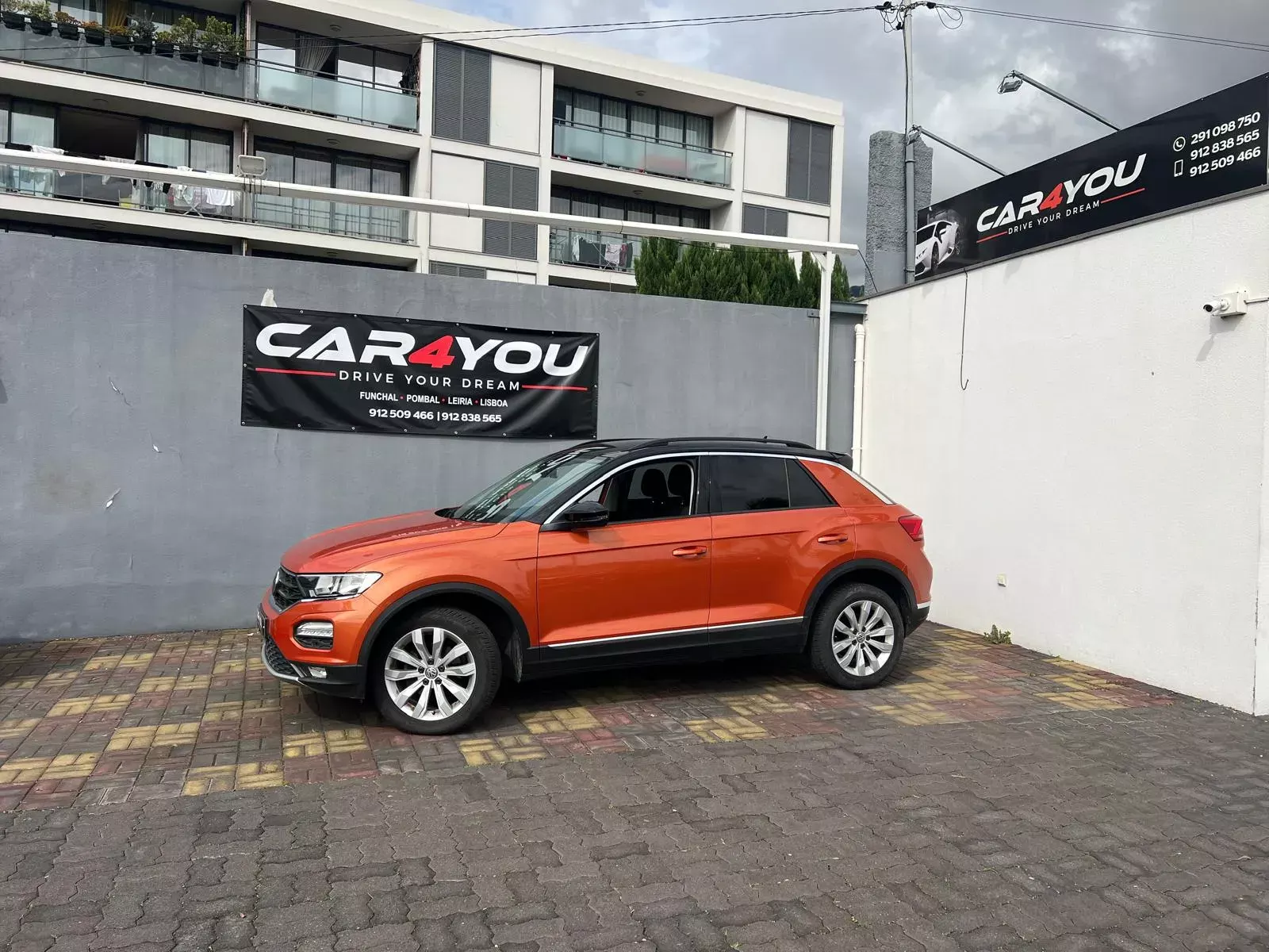 Volkswagen T-Roc 1.0 TSI Style 3