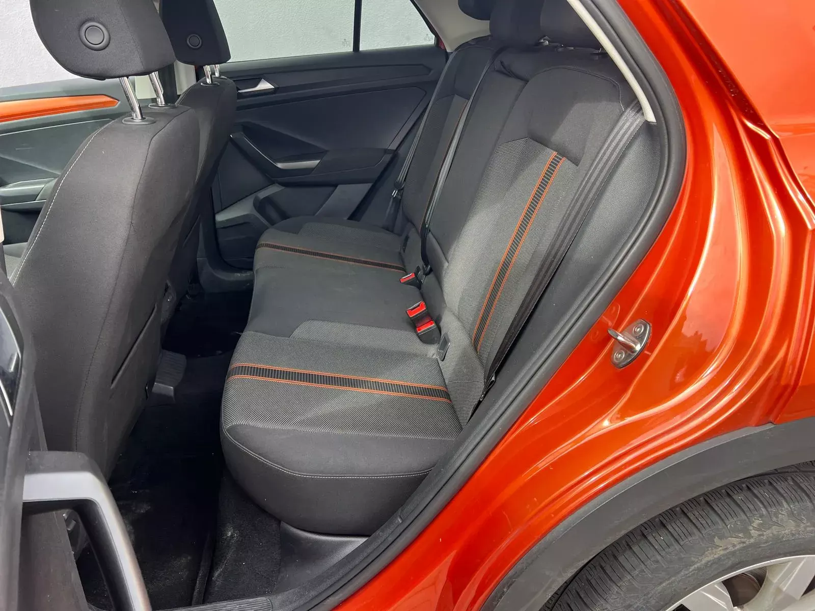 Volkswagen T-Roc 1.0 TSI Style 12