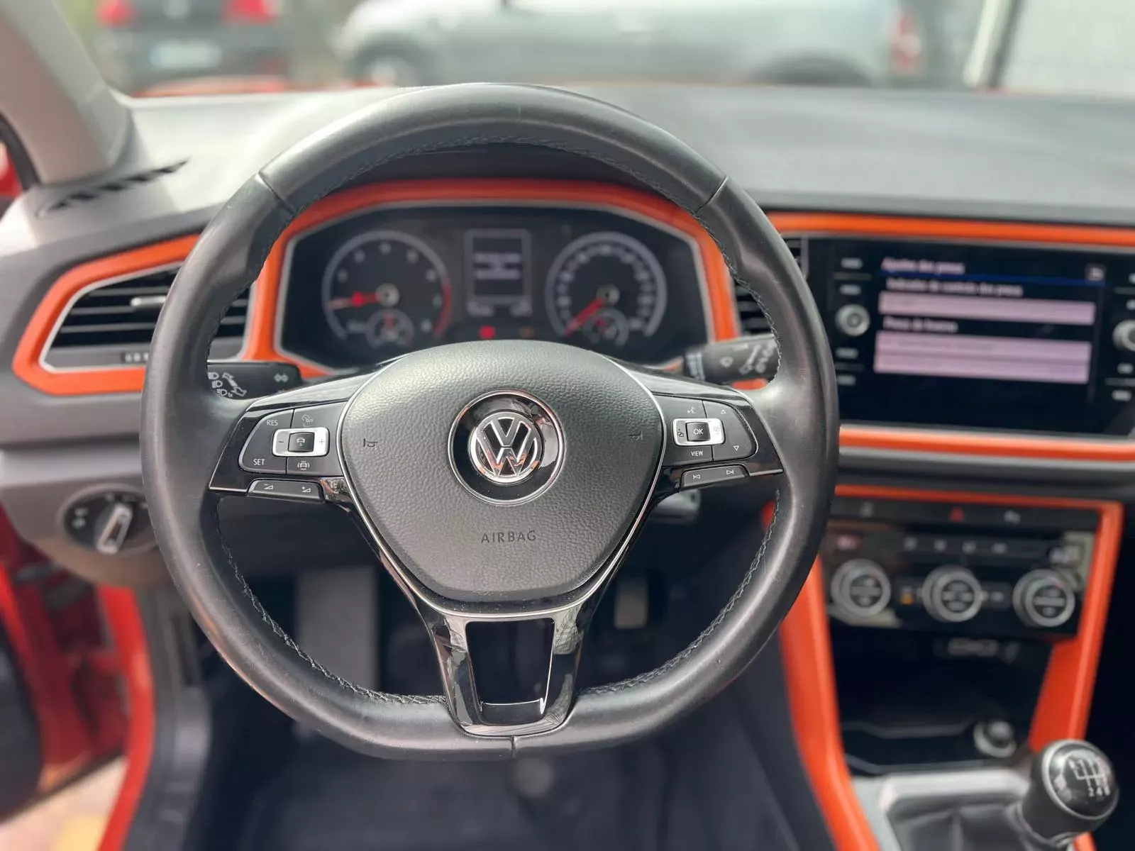 Volkswagen T-Roc 1.0 TSI Style 18