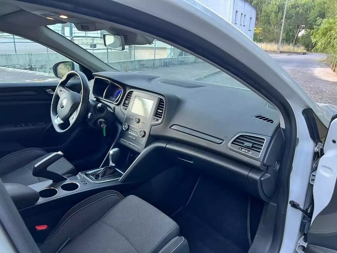 Renault Mégane Sport Tourer 1.5 dCi Limited EDC 16