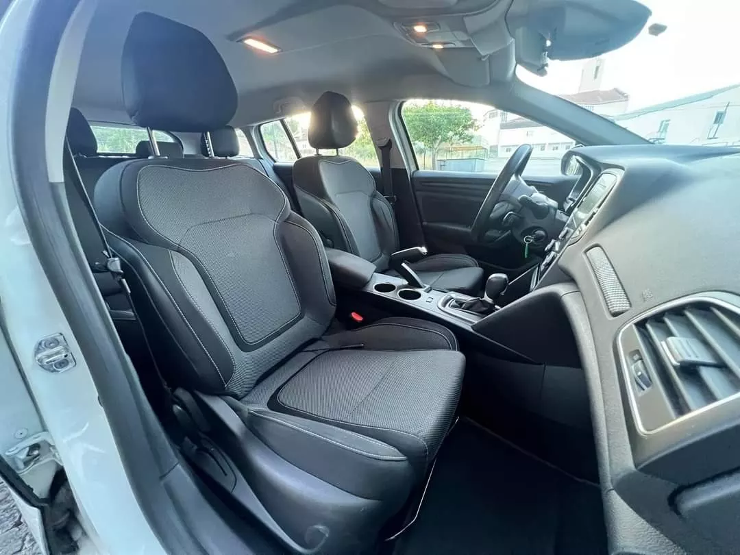 Renault Mégane Sport Tourer 1.5 dCi Limited EDC 17