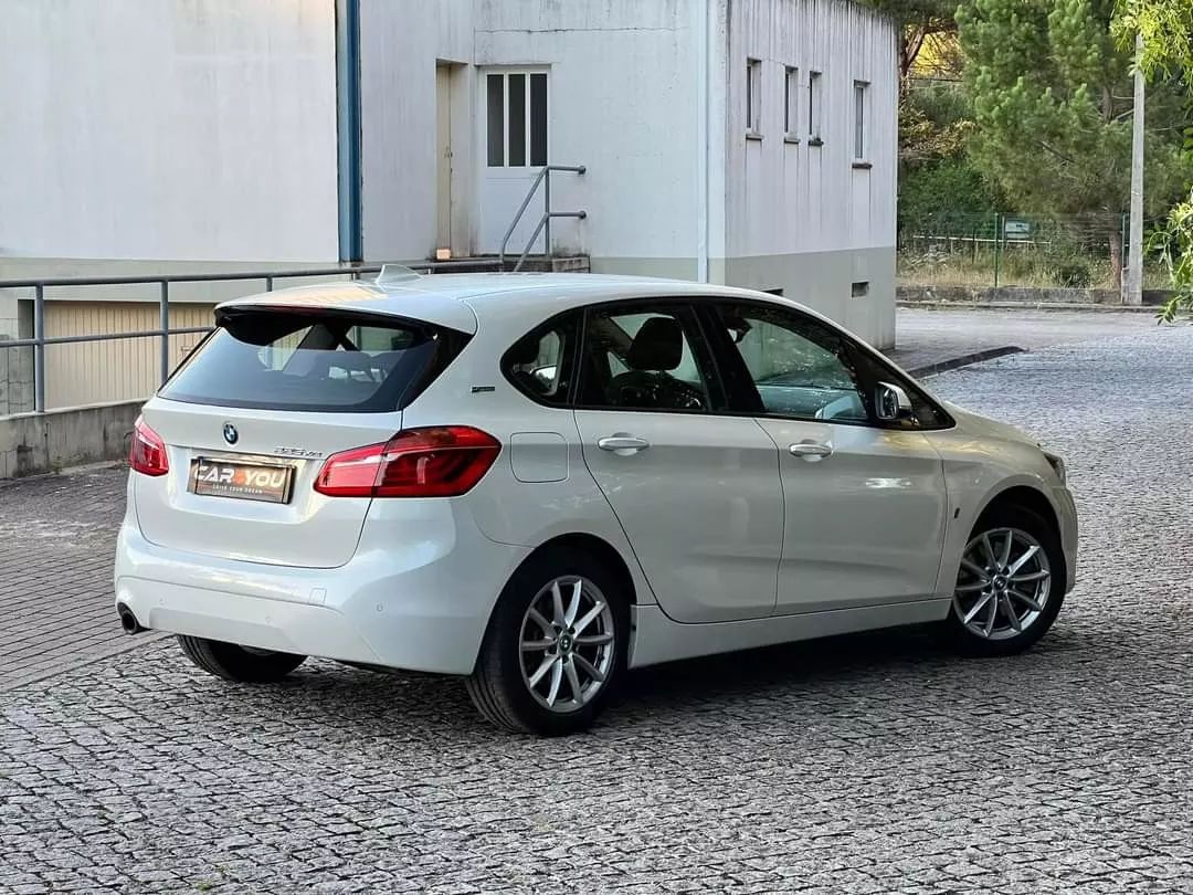 BMW 225xe Active Tourer Advantage 4