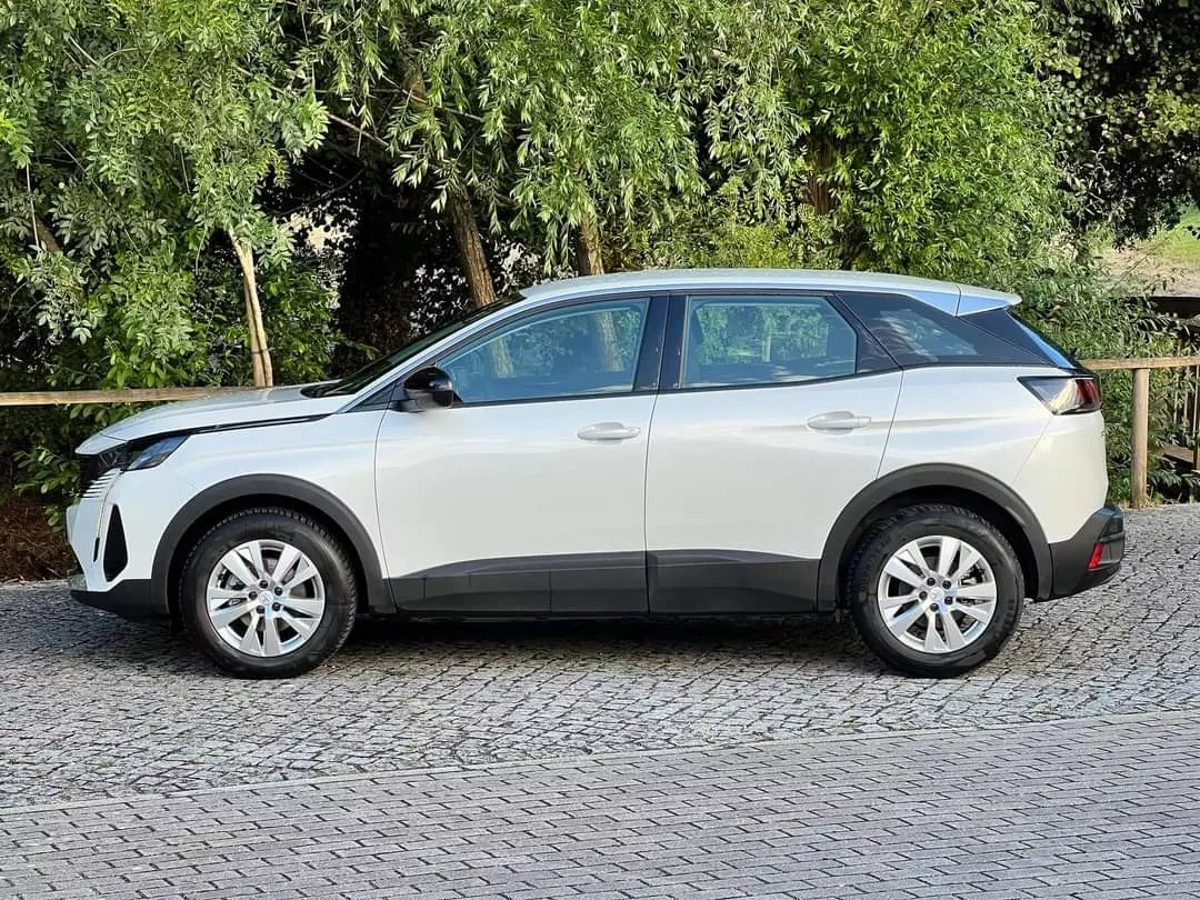 Peugeot 3008 PureTech 130 Stop & Start GPF Active Pack 5