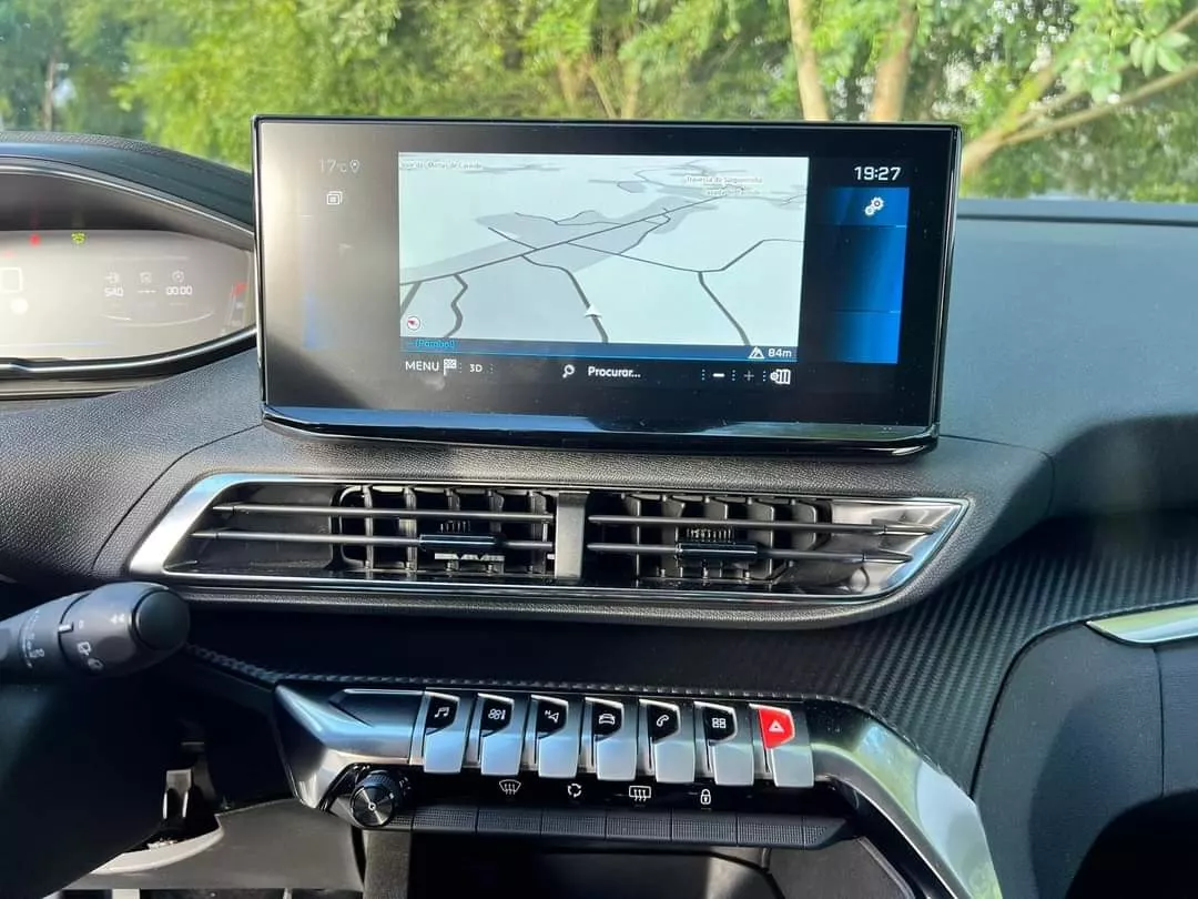 Peugeot 3008 PureTech 130 Stop & Start GPF Active Pack 21