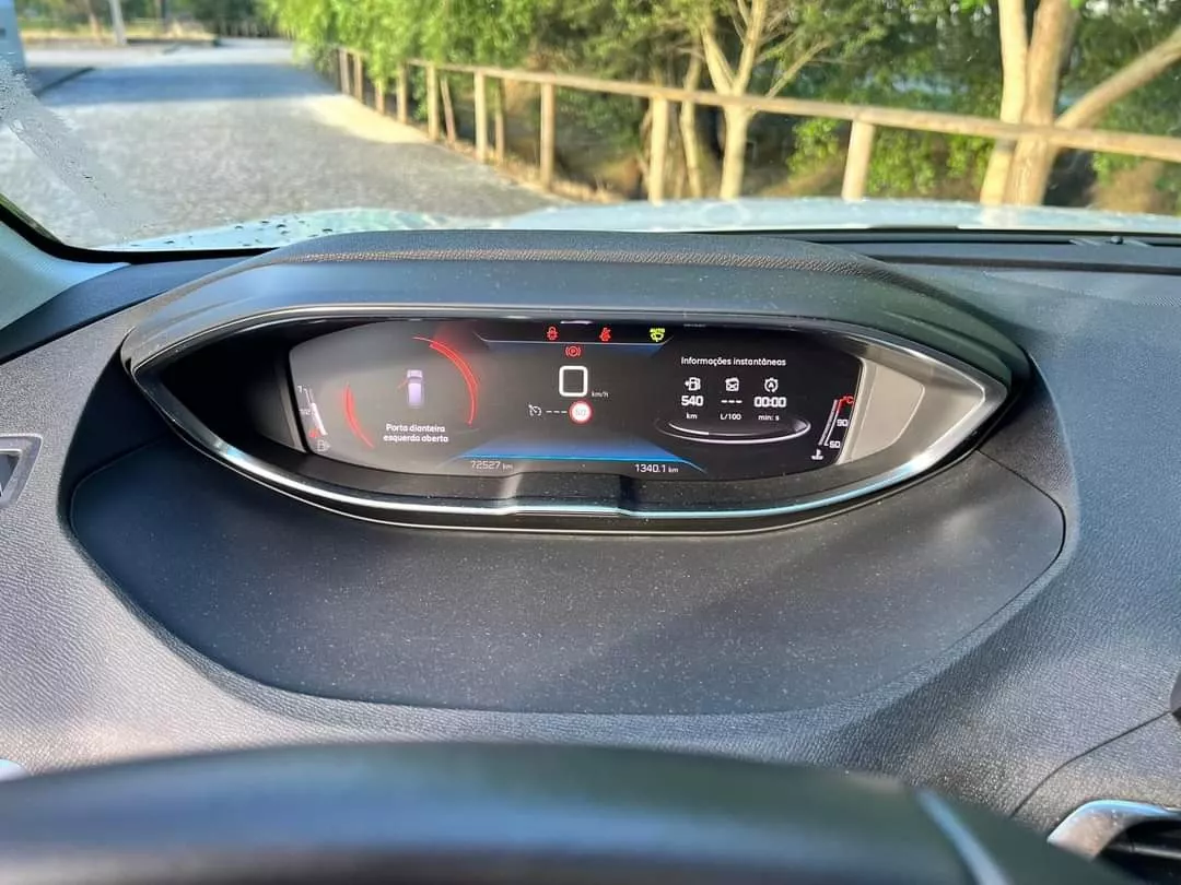 Peugeot 3008 PureTech 130 Stop & Start GPF Active Pack 23