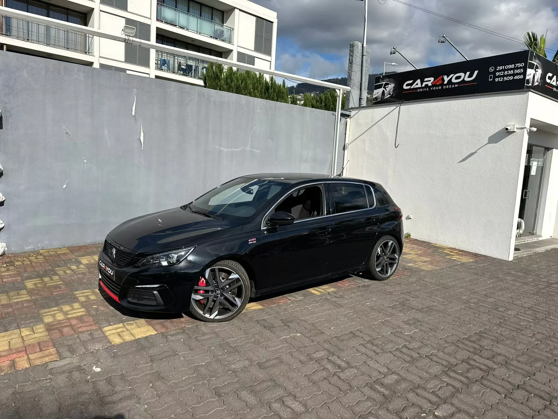 Peugeot 308 GTi by Sport 2