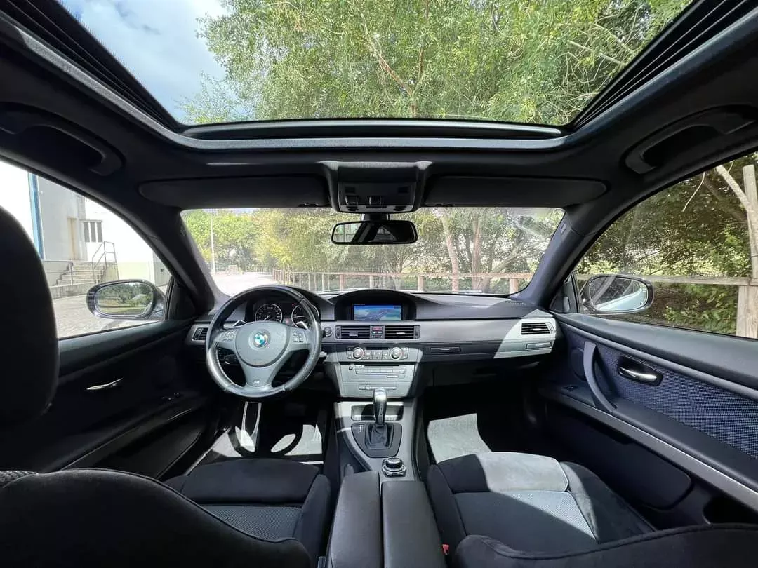 BMW 320 d Coupe Edição M Auto 15