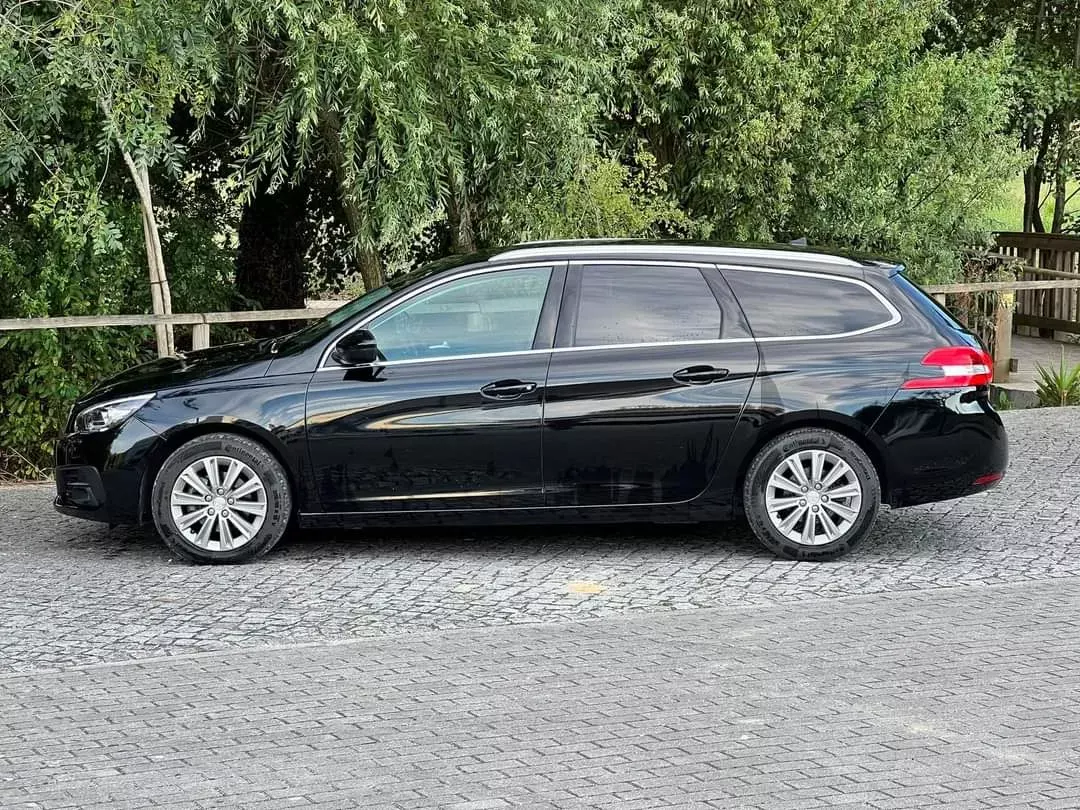 Peugeot 308 SW 1.5 BlueHDi Allure Pack 12