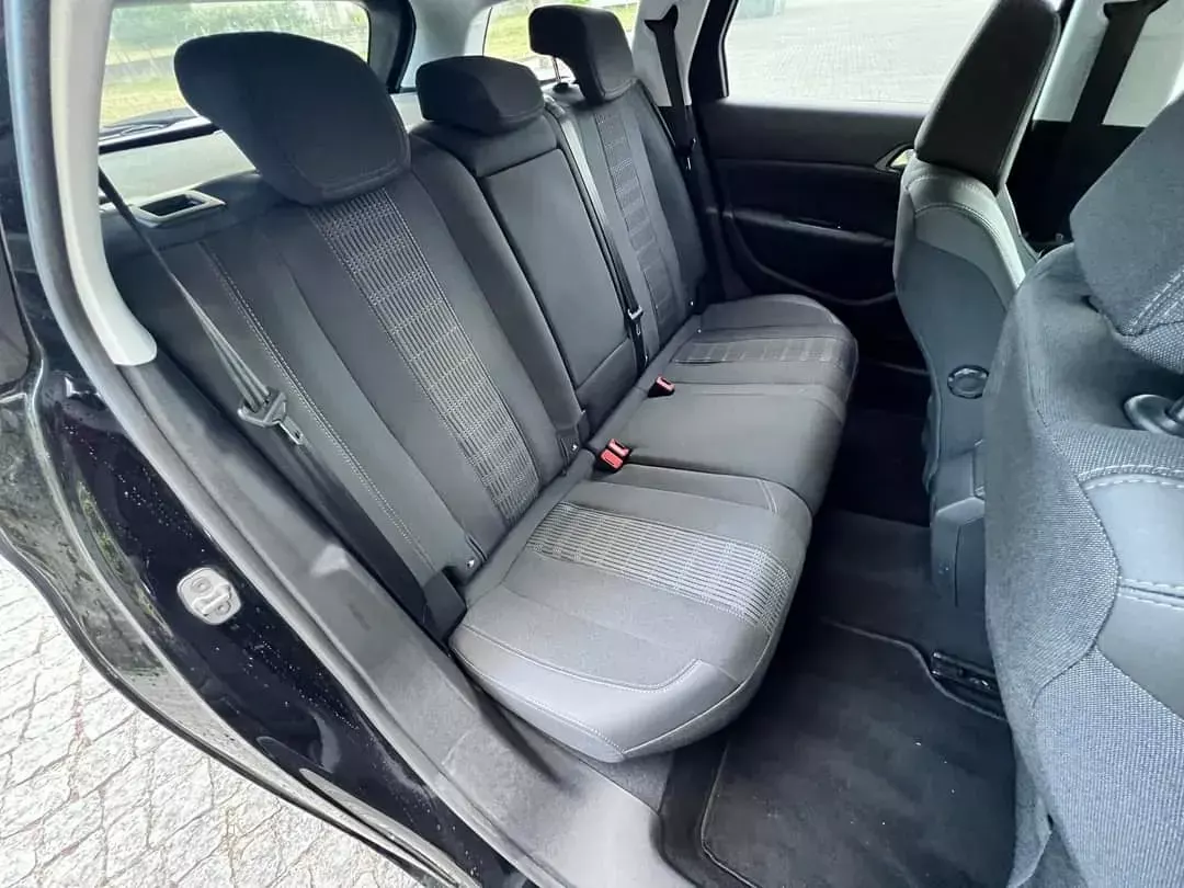 Peugeot 308 SW 1.5 BlueHDi Allure Pack 28