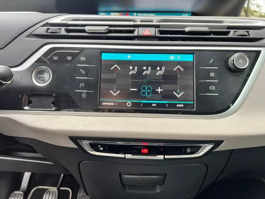 Citroën Grand C4 Spacetourer 1.2 PureTech Feel 19