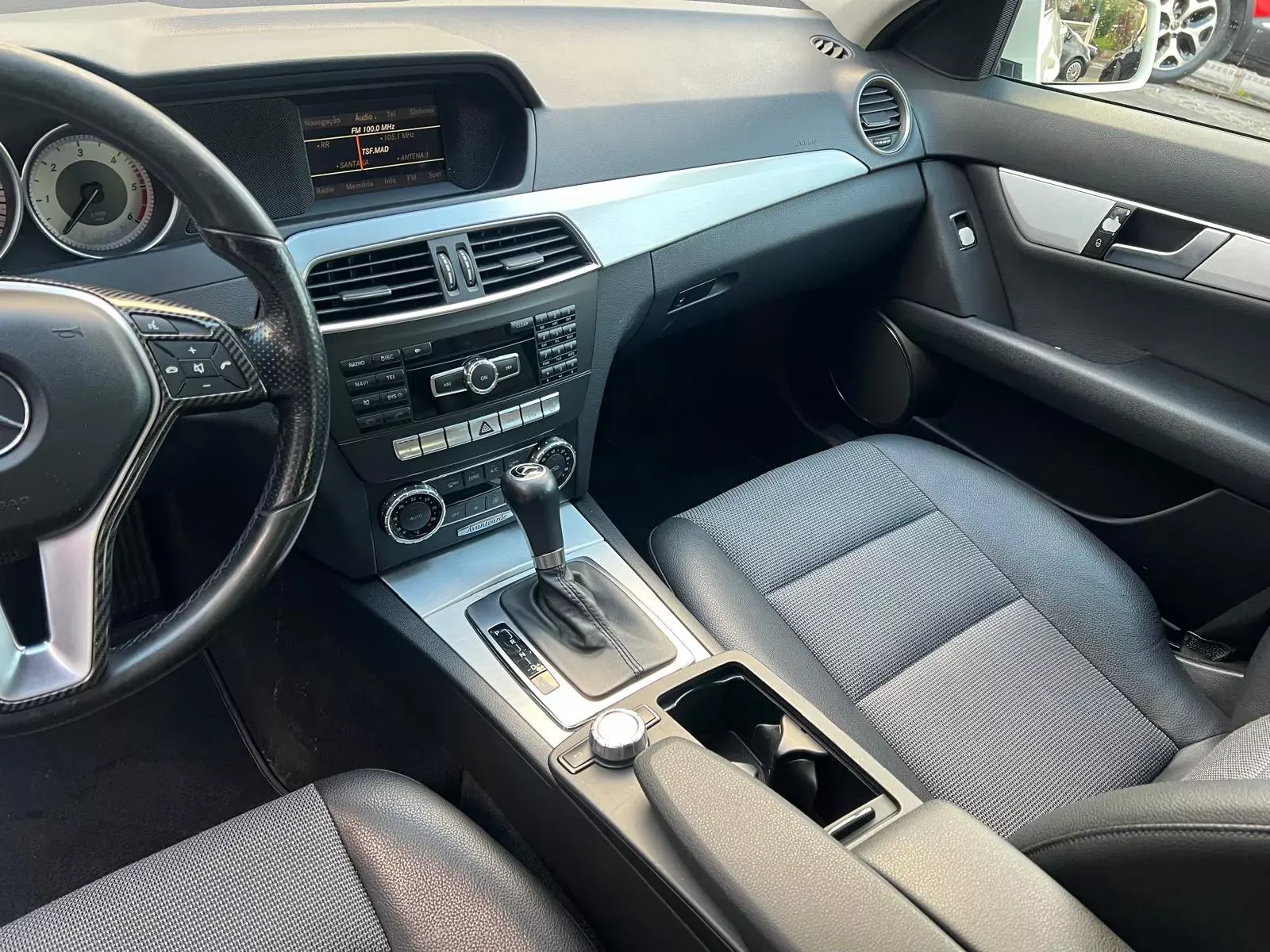 Mercedes-Benz C 220 CDi Avantgarde BlueEfficiency Aut. 22