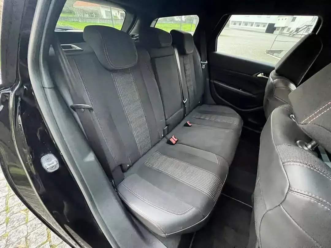 Peugeot 308 SW 1.2 PureTech GT Line EAT6 27