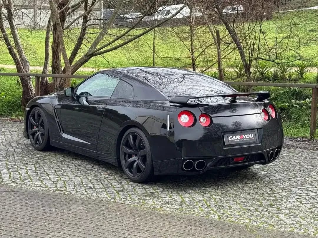 Nissan GT-R 3.8 V6 Premium Edition 7