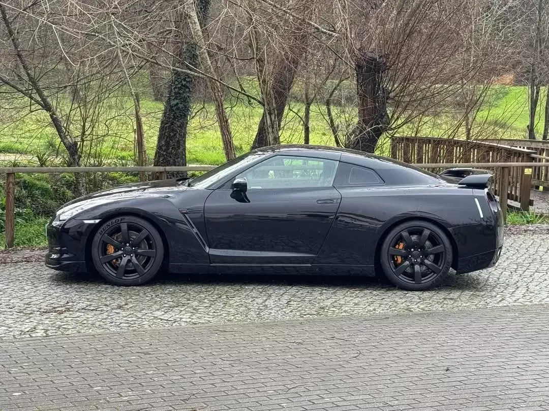 Nissan GT-R 3.8 V6 Premium Edition 9