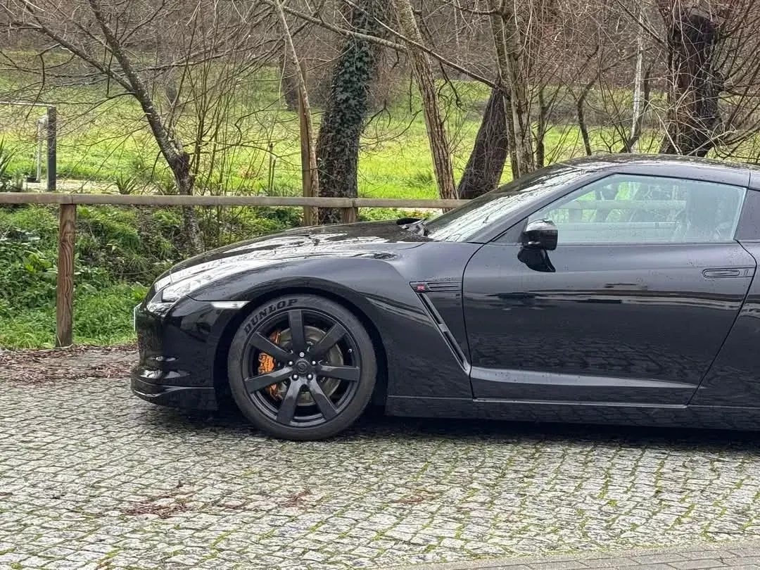 Nissan GT-R 3.8 V6 Premium Edition 10