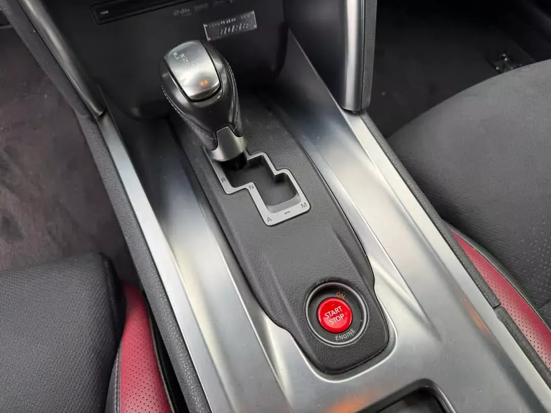 Nissan GT-R 3.8 V6 Premium Edition 22