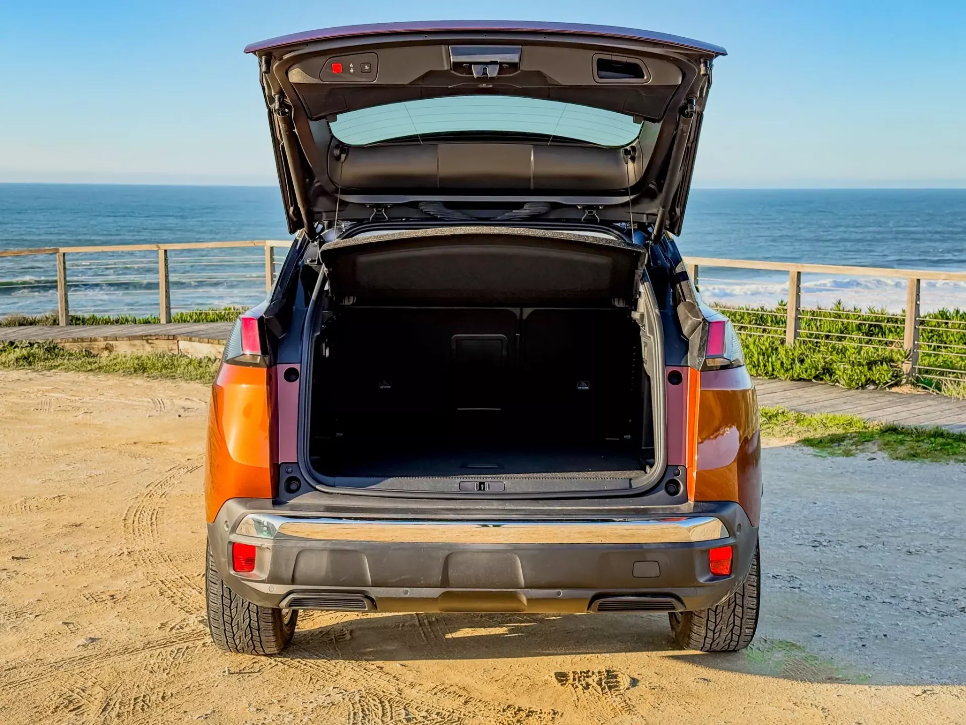 Peugeot 3008 1.2 PureTech Allure 10