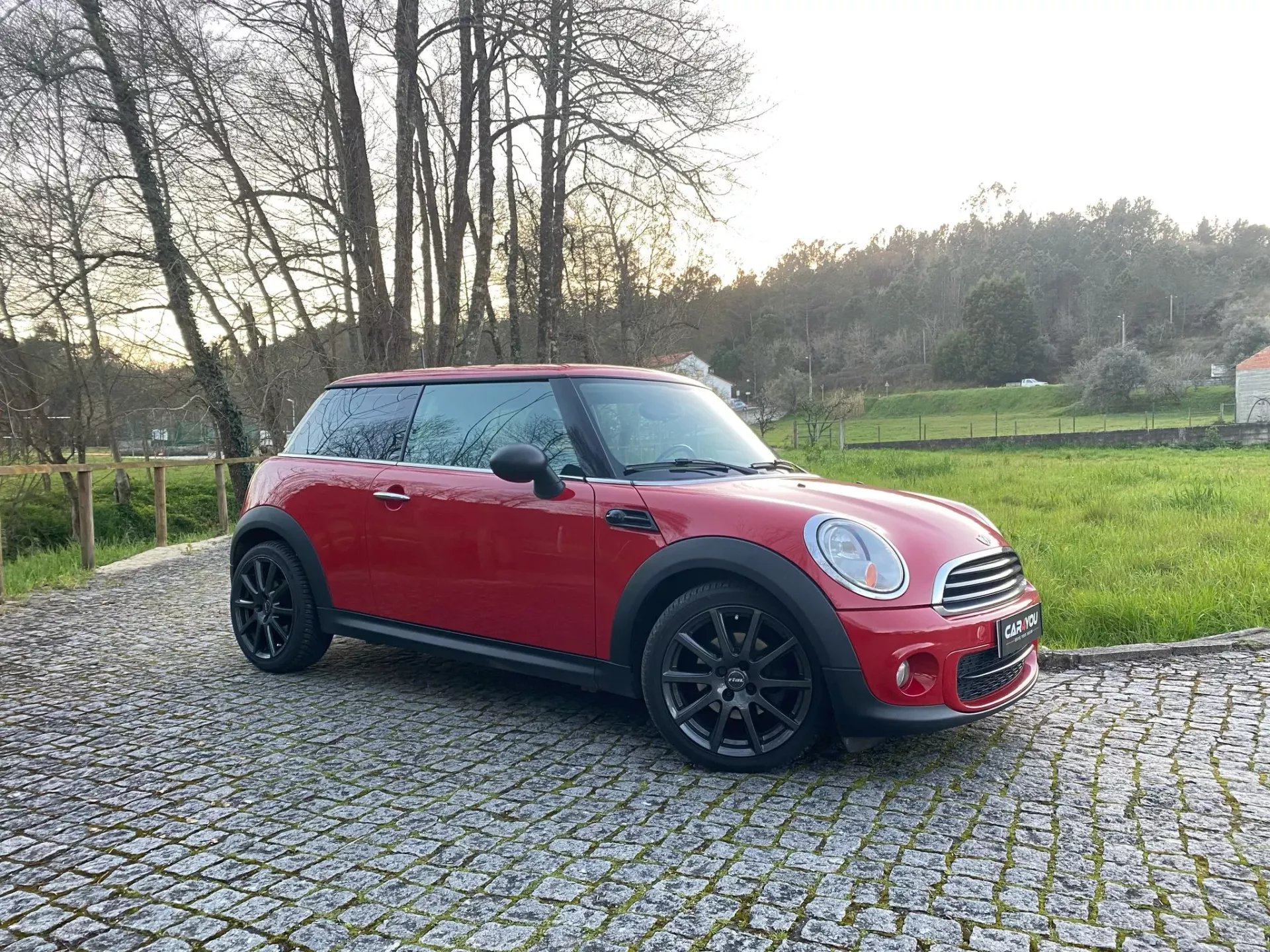 MINI 3 Portas One D 4