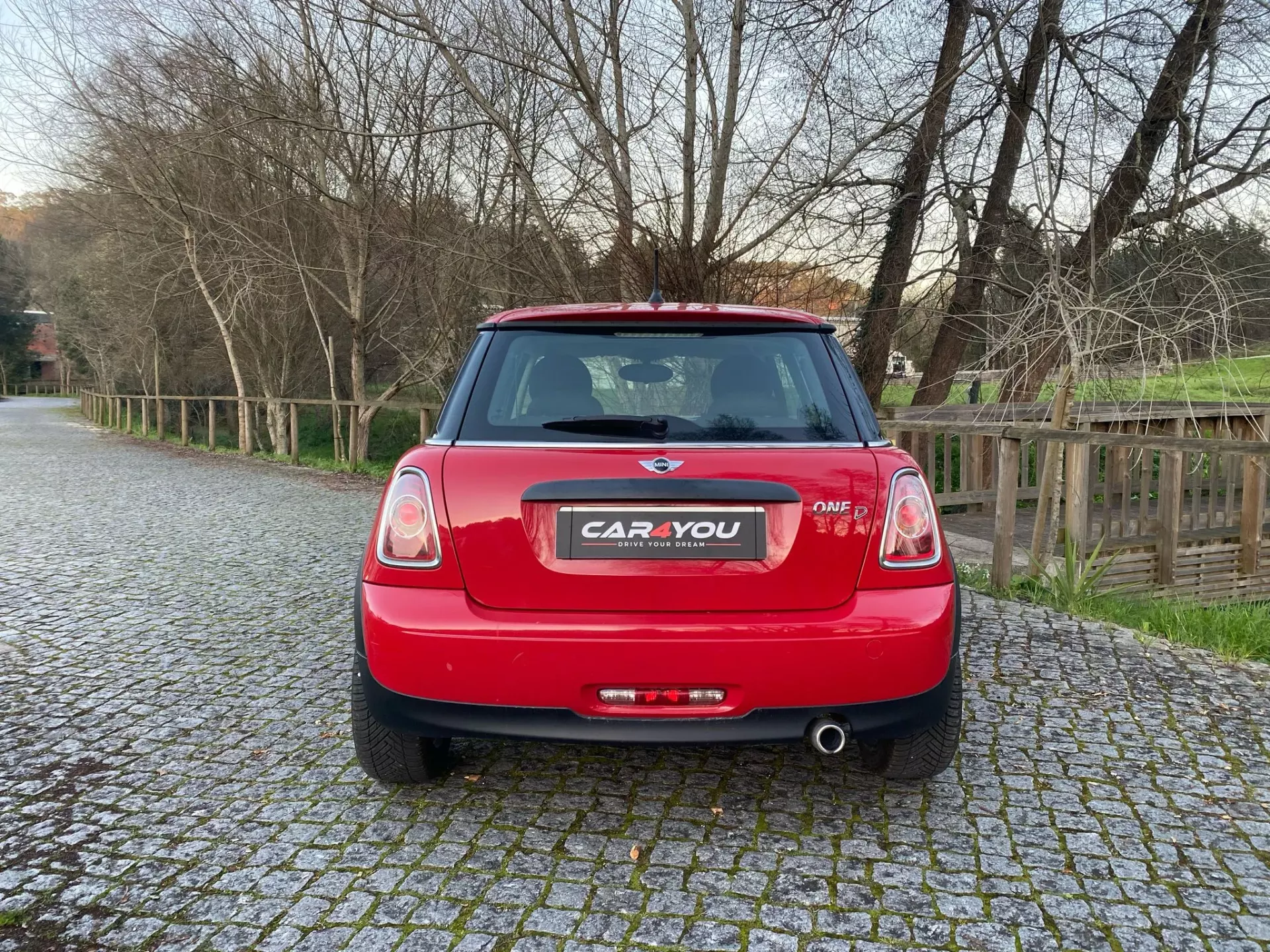 MINI 3 Portas One D 9