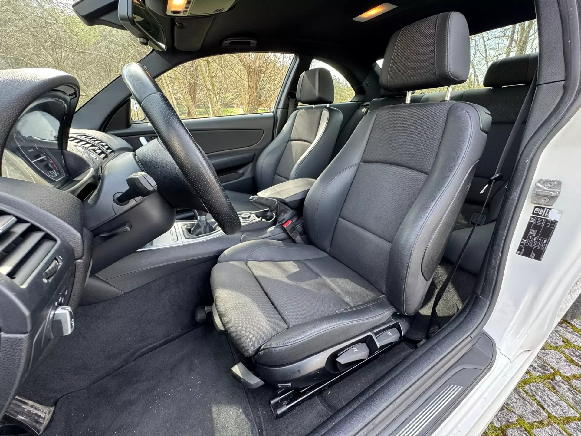 BMW 120 d Coupe Limited Edition Lifestyle c/ M Sport Pack 21