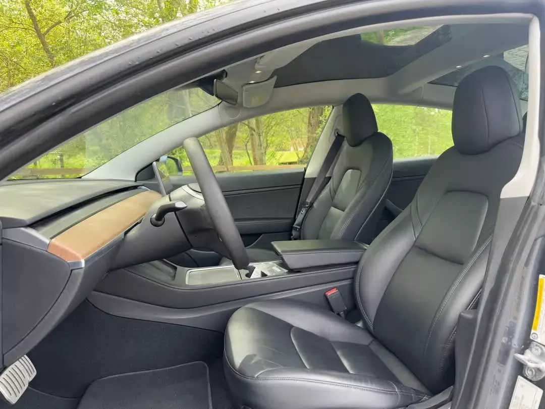 Tesla Model 3 Performance Dual Motor AWD 19