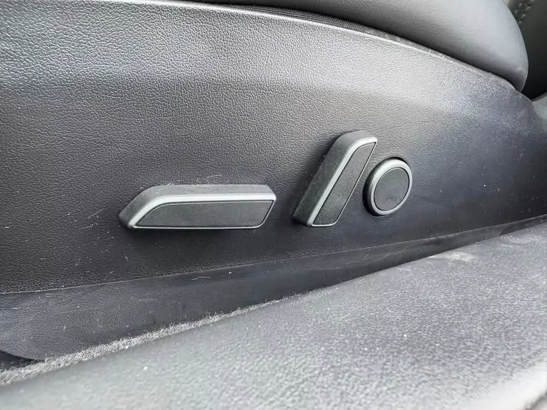 Tesla Model 3 Performance Dual Motor AWD 23