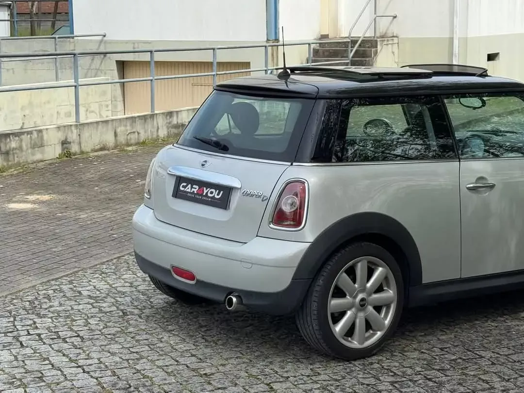 MINI 3 Portas Cooper D 50 Camden 5