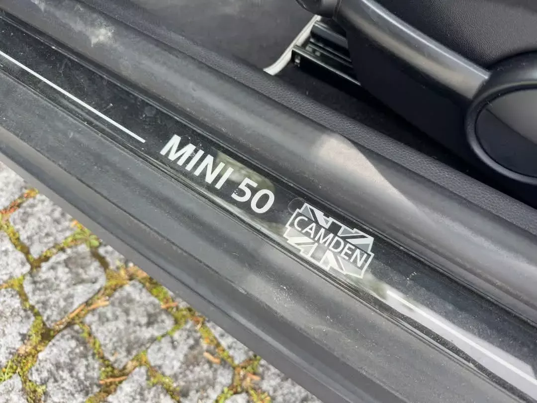 MINI 3 Portas Cooper D 50 Camden 15