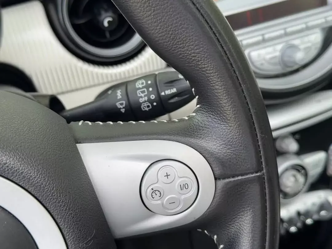 MINI 3 Portas Cooper D 50 Camden 21