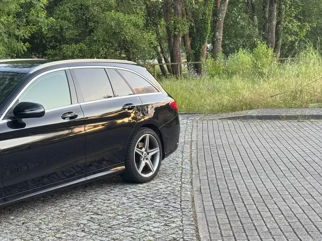 Mercedes-Benz C 220 d AMG Line 4