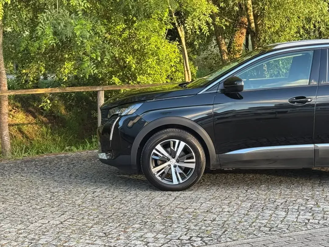 Peugeot 3008 1.5 BlueHDi Allure 12