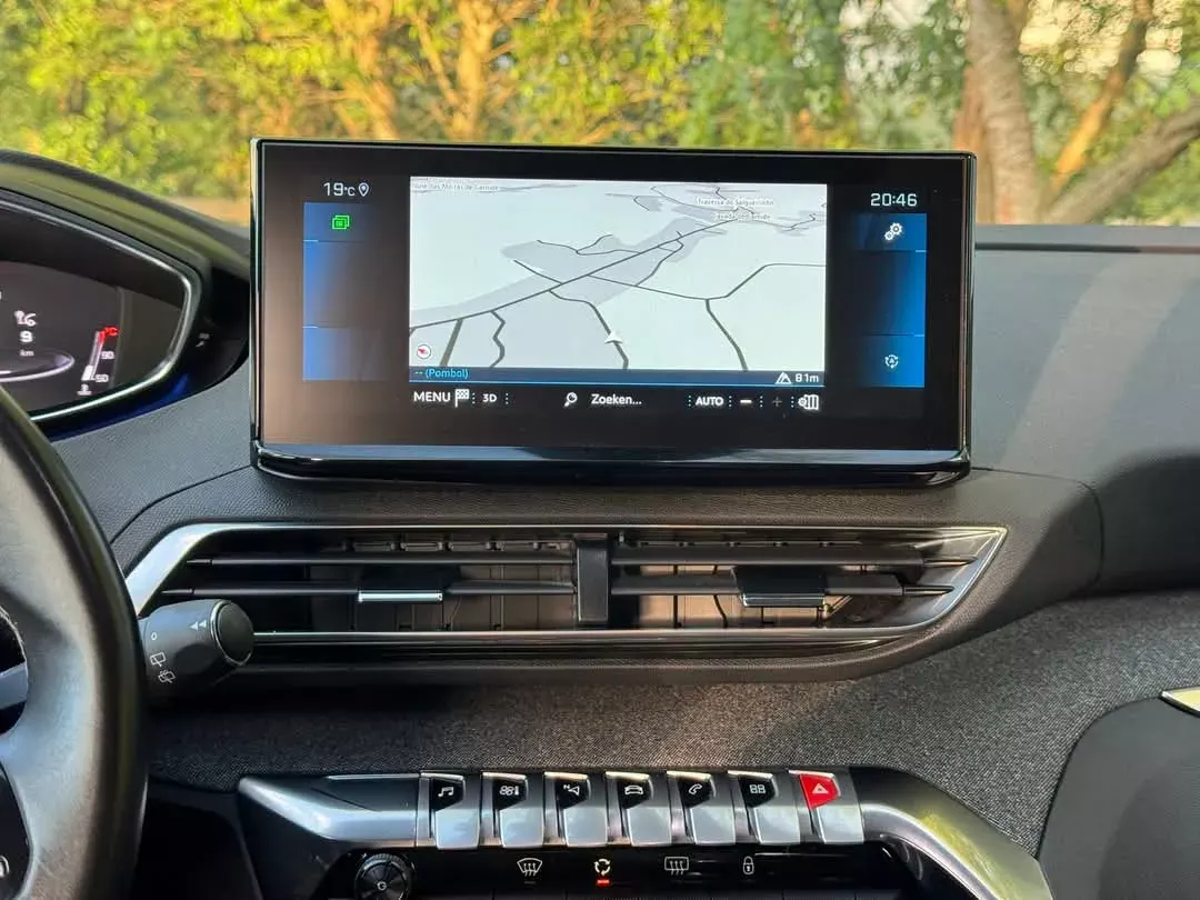 Peugeot 3008 1.5 BlueHDi Allure 17