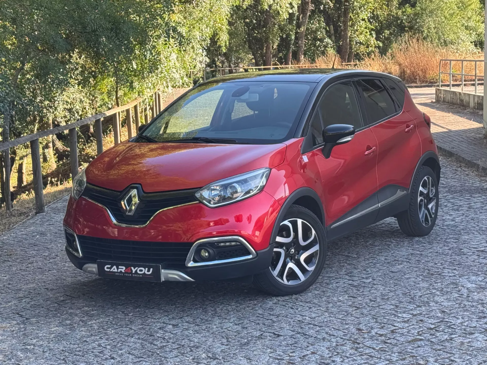 Renault Captur 1.5 dCi Helly Hansen 1