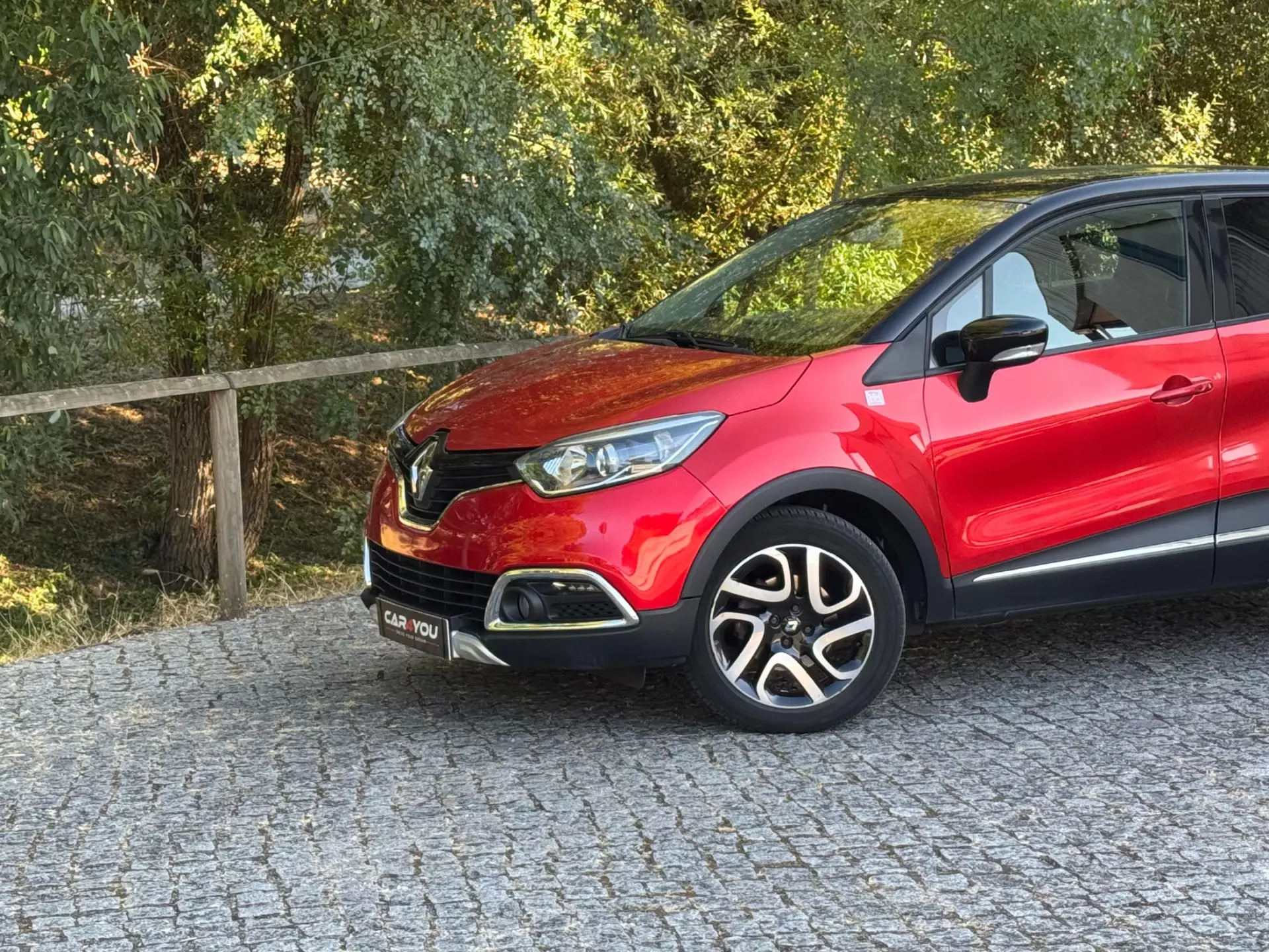 Renault Captur 1.5 dCi Helly Hansen 2